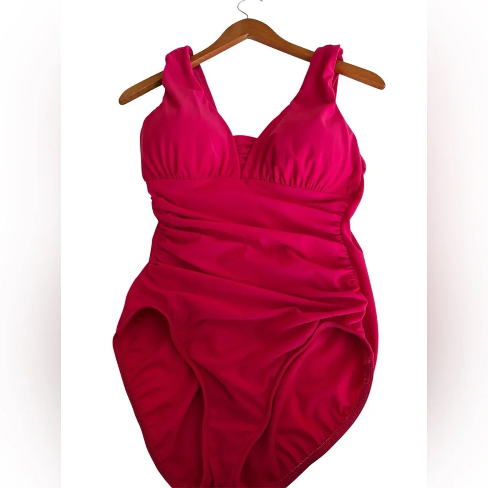 Lands End Slendersuit One Piece Bathing Suit - Picture 3 of 8